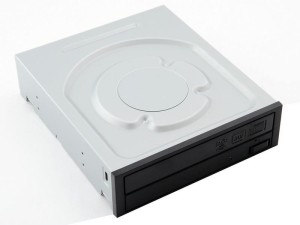 1. Черный кот с рыбкой